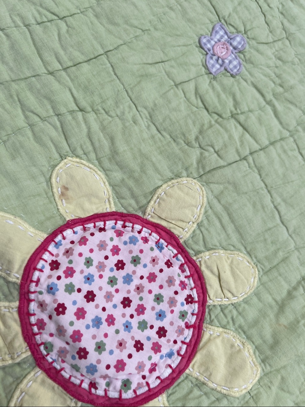 Pottery Barn Kids Daisy Garden Pastel Floral & Butterfly Appliqué Quilt & Sham - Picture 11 of 13